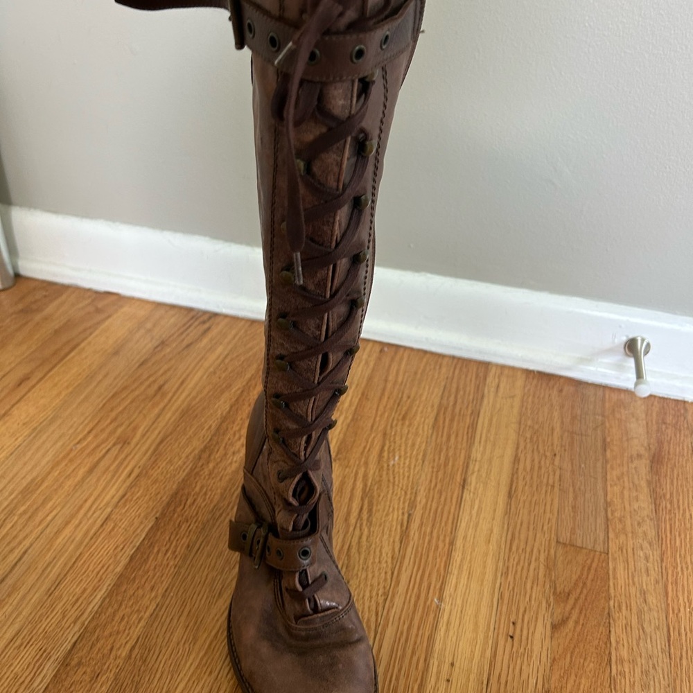 Vintage Brown Lace-Up Boots with Intricate Design